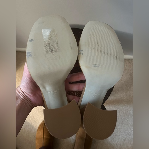 Steve Madden Tan Block Heel Sandals w/ Gold Buckle - Picture 3 of 3